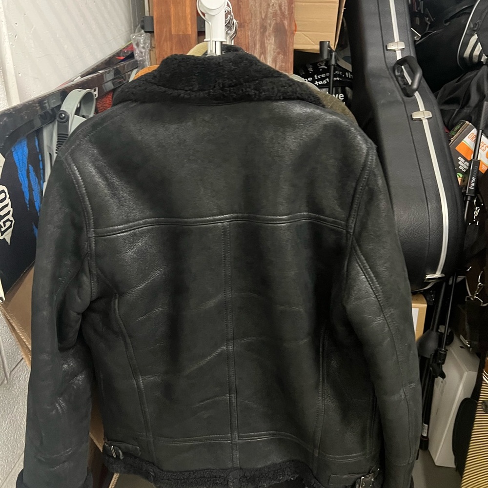Men's Black Shearling Jacket - Picture 2 of 3